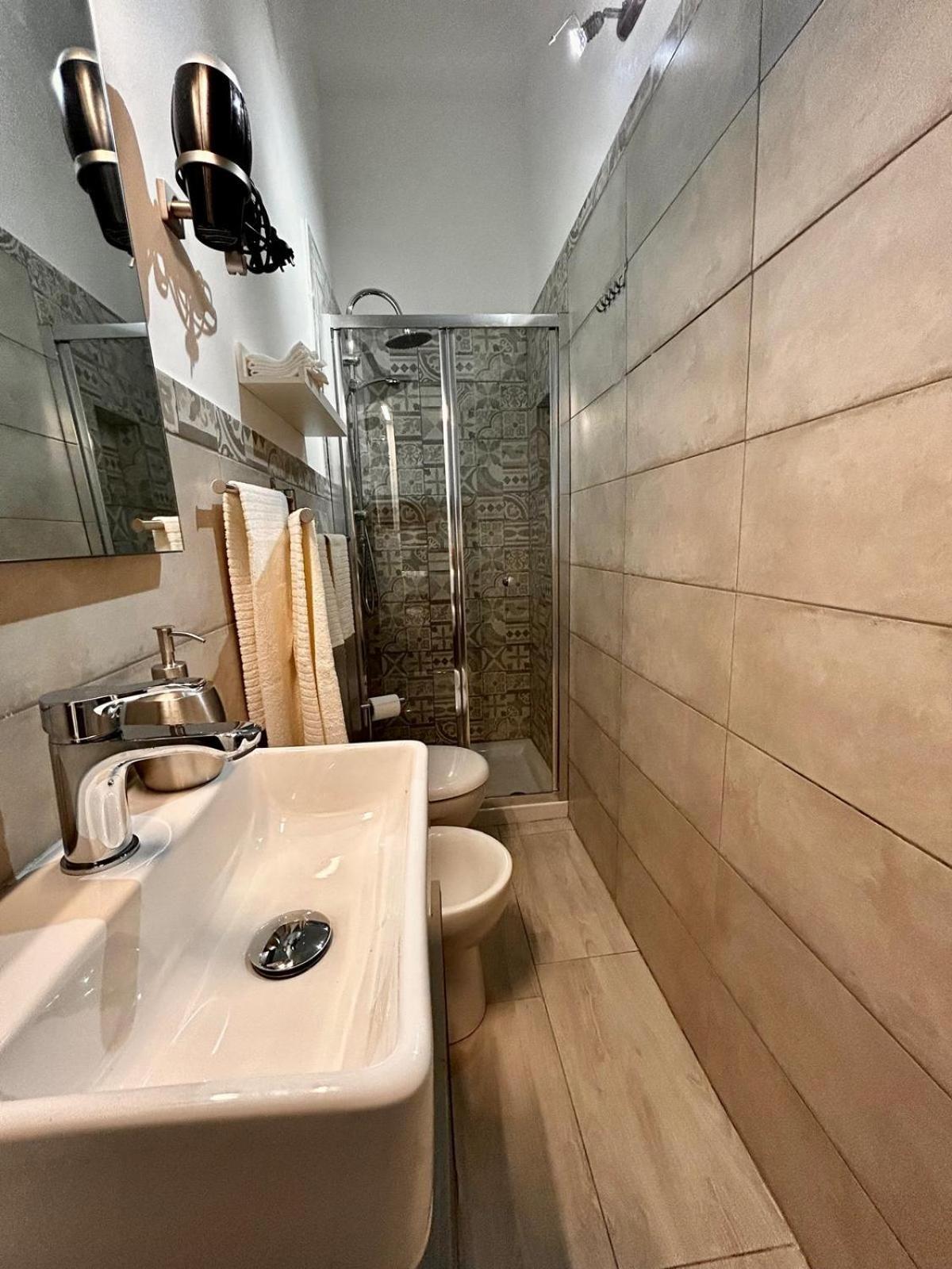 Rogadeo 28 Apartment บารี ภายนอก รูปภาพ